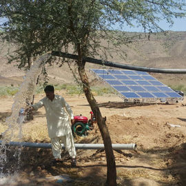 China Solarpv Wasserpumpen-System 4kw/angetriebene Wasser-Pumpen-Solarausrüstung für die Landwirtschaft fournisseur